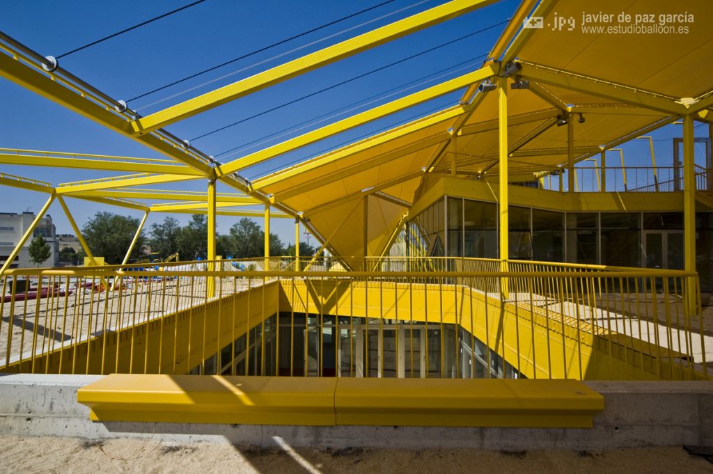 NURSERY SCHOOL + PUBLIC SPACE · RIVAS